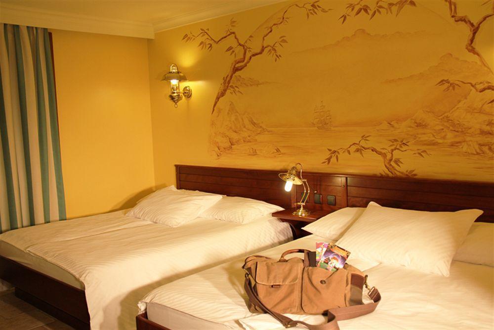 Nigloland Hotels Dolancourt Bagian luar foto